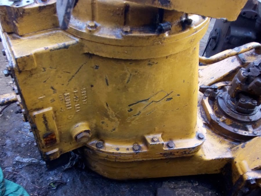 Caterpillar 966 Wheel Loader Transmission
